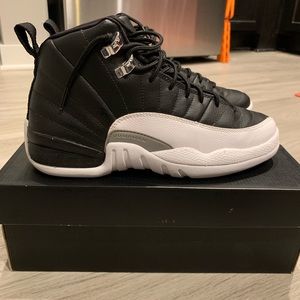 Jordan 12’s Playoff Size 5.5 GS